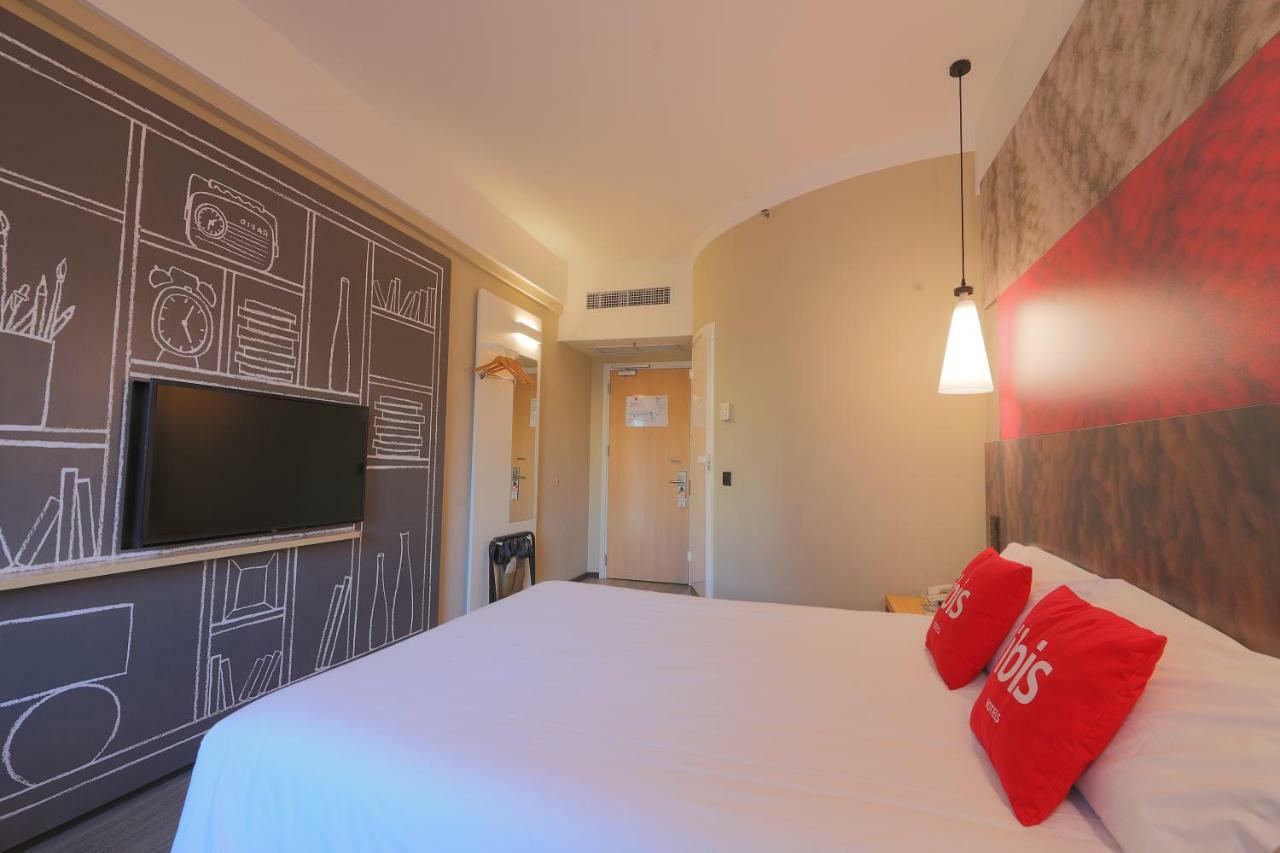 فندق تشينغداوفي  إيبيس كنجداو ننكسيا رود المظهر الخارجي الصورة